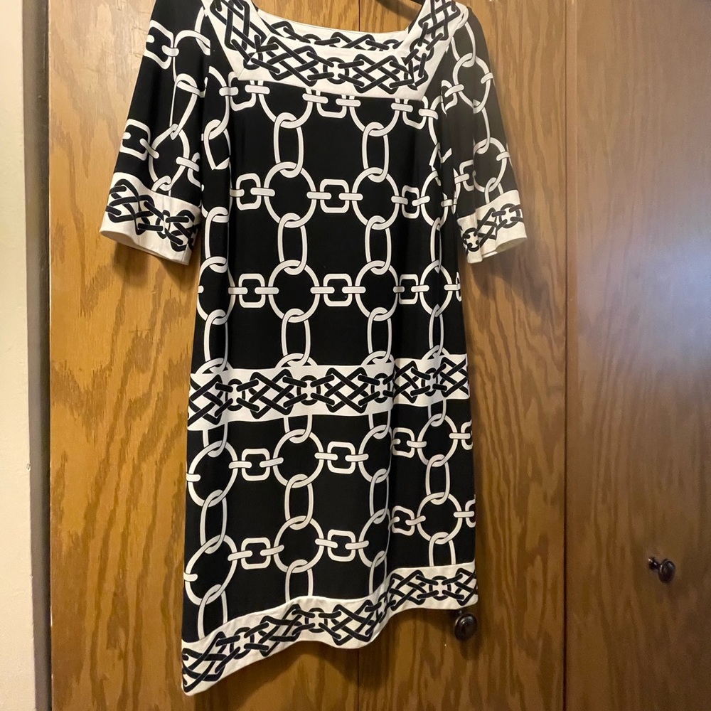 Retro fab darling dress London Times brand black and crème color size 6